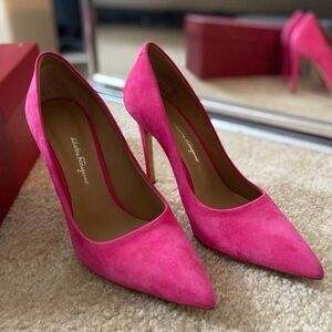 Salvatore Ferragamo Hot Pink Pumps